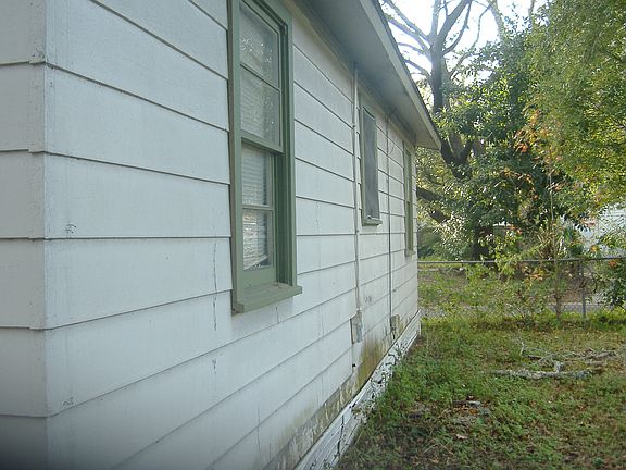 4th image of 2041 W 15th St