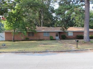 200 Lafayette Blvd, Gladewater, TX 75647