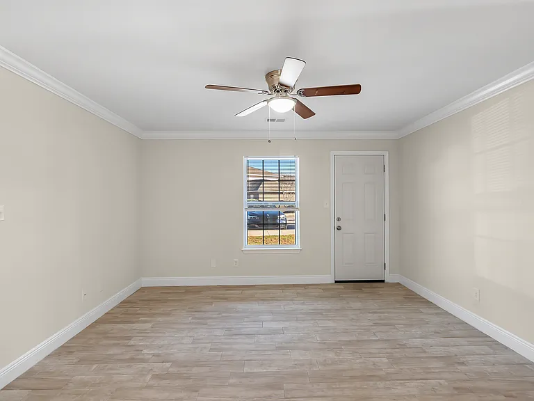 Robertsdale Village Apartments — Photo 47