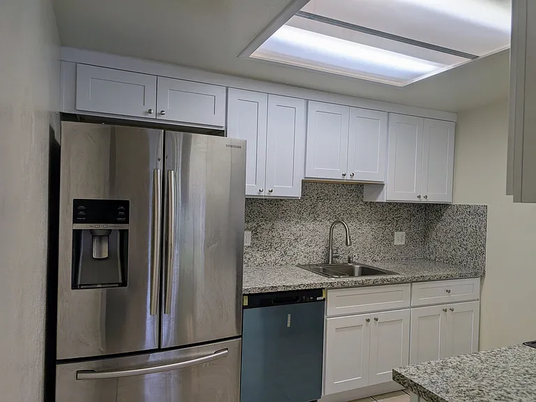 7464 Della Cir — Photo 7