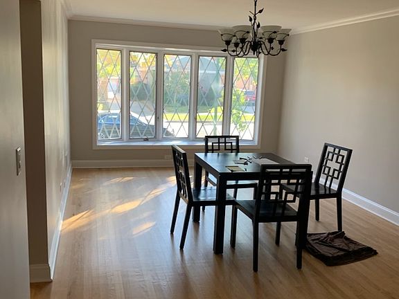 4th image of 4816 N Mont Clare Ave