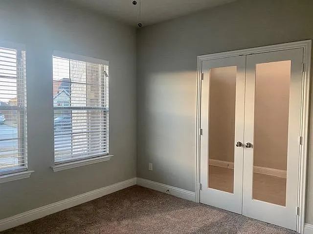 215 Jacaranda Dr — Photo 5