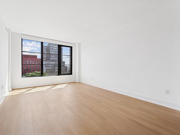 5th image of 499 President St #633