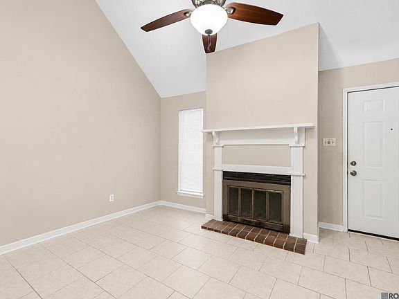 4th image of 8152 Baringer Rd