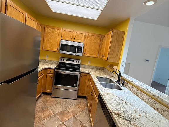 5th image of 3824 S Big River Way Unit 2