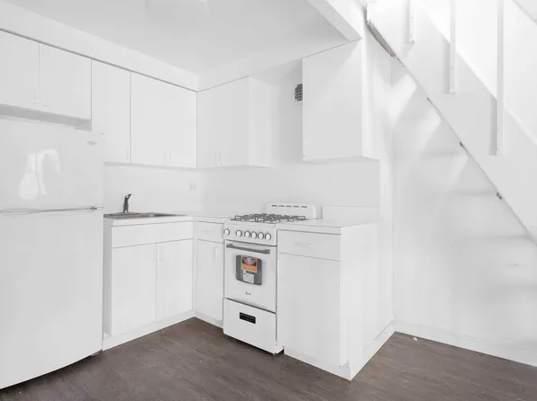88 Fulton Street image 2 of 4