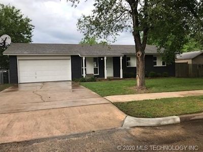 526 E Center St, Collinsville, OK, 74021