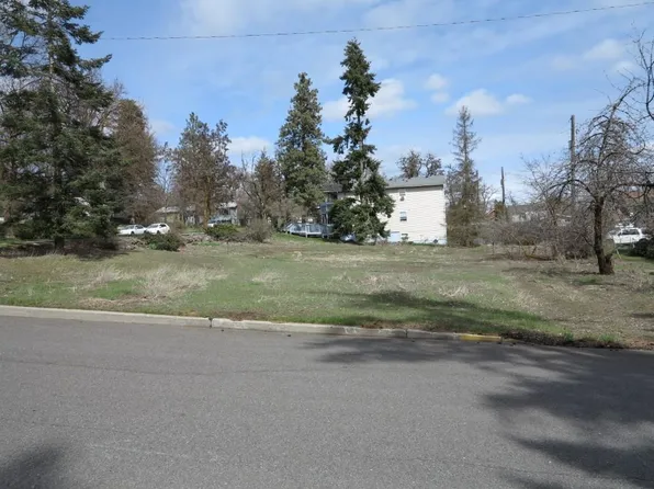 7 5th St, Cheney, WA 99004
