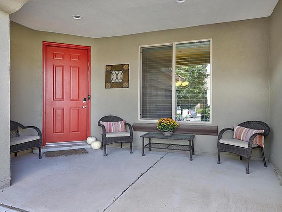 2nd image of 6709 Nueva Piedra St NW