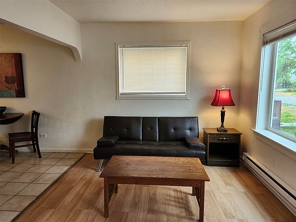 3rd image of 120 D St