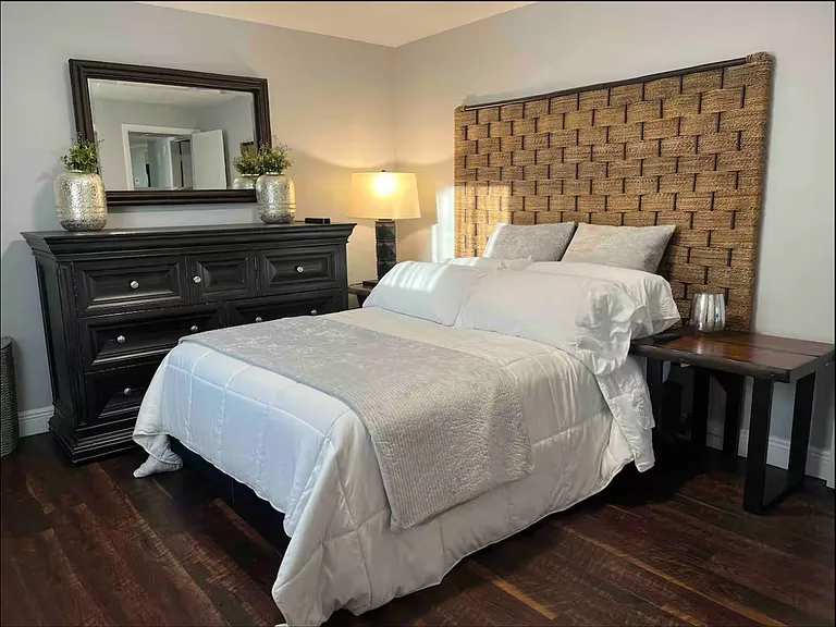 The second bedroom.