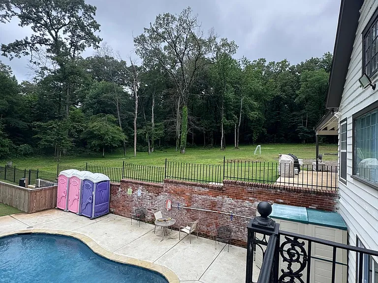 3910 James Rd — Photo 36