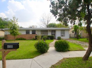 688 Overhill Dr, San Antonio, TX 78228