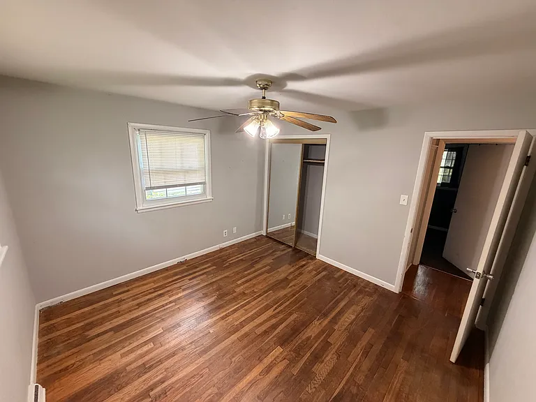 836 E Auman Dr — Photo 10