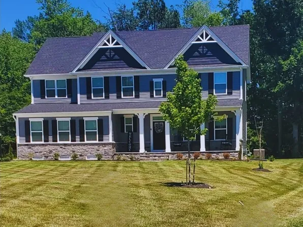 12031 Rotunda Ln, Chester, VA 23836