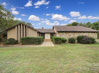 1004 D Kelly Cir, Clover, SC 29710