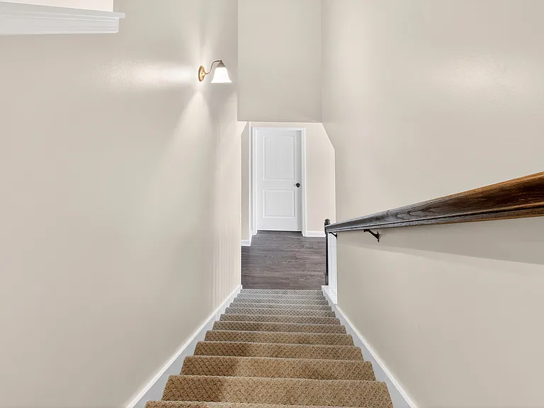 144 Reserve Pl — Photo 79