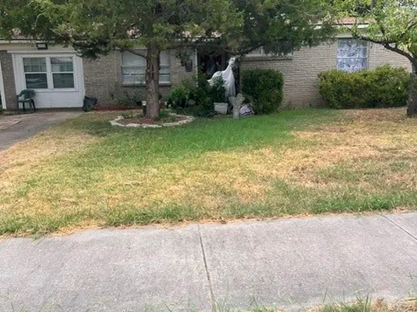 4430 Scottsdale Dr, Mesquite, TX 75150
