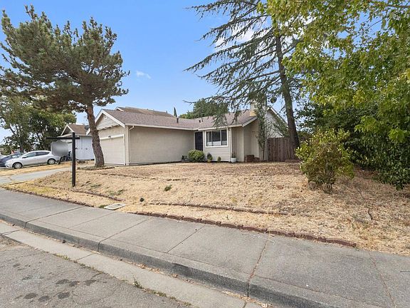 3rd image of 910 Javan Way