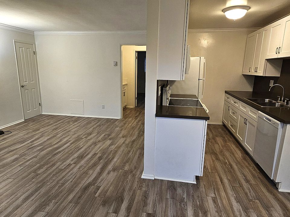 1st image of 949 Lincoln Blvd APT 3