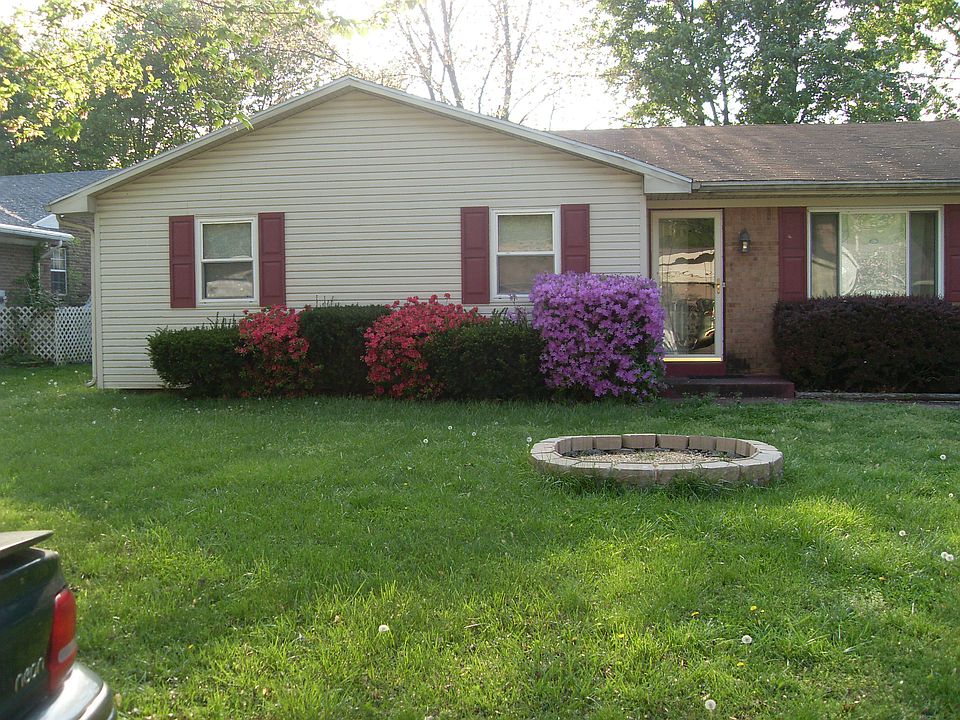 2nd image of 813 Audubon Drive