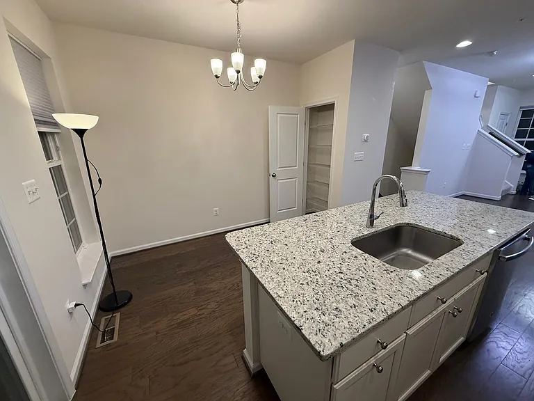 23910 Catawba Hill Dr — Photo 13