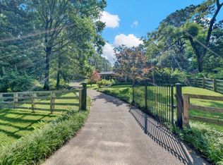 1238 E Crestwood Dr, Memphis, TN 38119