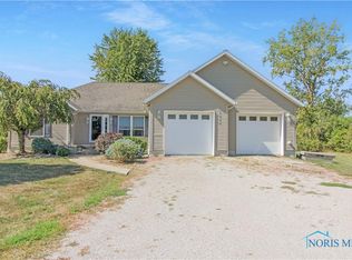 1330 S Pheasant Dr, Port Clinton, OH 43452