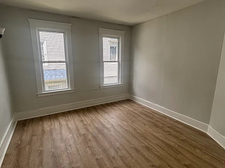 183 Chestnut Ave #2 — Photo 5