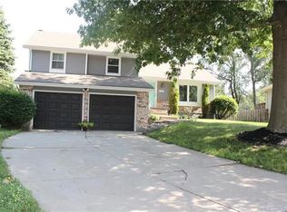 1205 SW Liggett Ct, Blue Springs, MO 64015