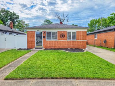 4612 Katherine St, Dearborn Heights, MI, 48125