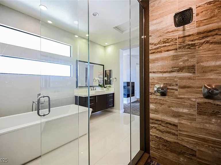 19 Garden Rain Dr — Photo 25