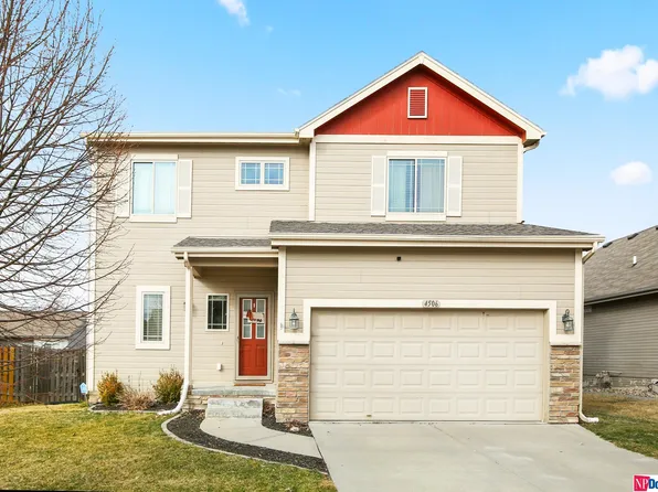 4506 Waterford Ave, Papillion, NE 68133