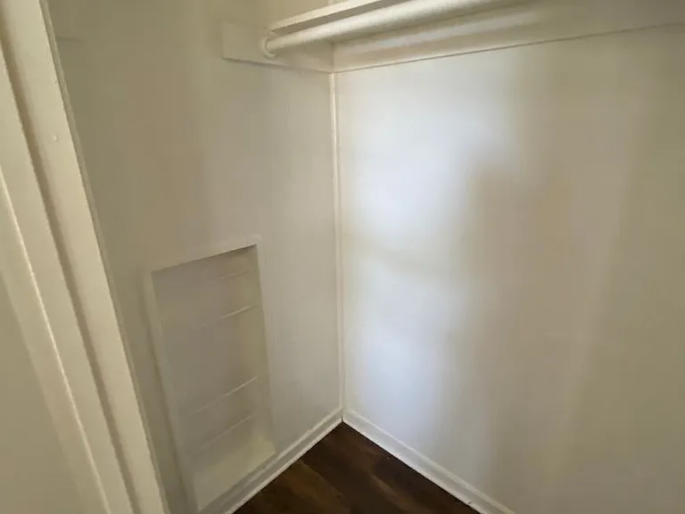 220 El Camino Ave — Photo 12