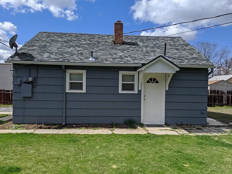 3502 Rose Hill St — Photo 2