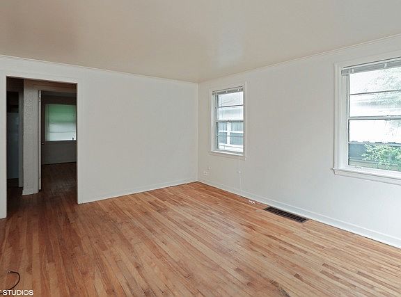 4th image of 1536 Elizabeth Ave