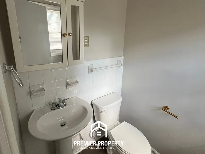 3218 Joslin St SW — Photo 12