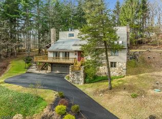 41 Haytown Rd, Lebanon, NJ 08833