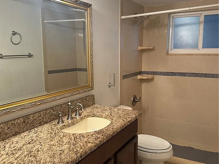 2131 Lakeview Dr #1106 — Photo 16