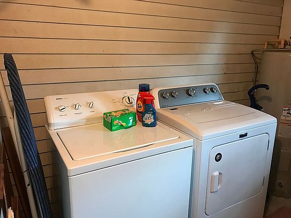 5th image of 1737 Hilton Head Blvd