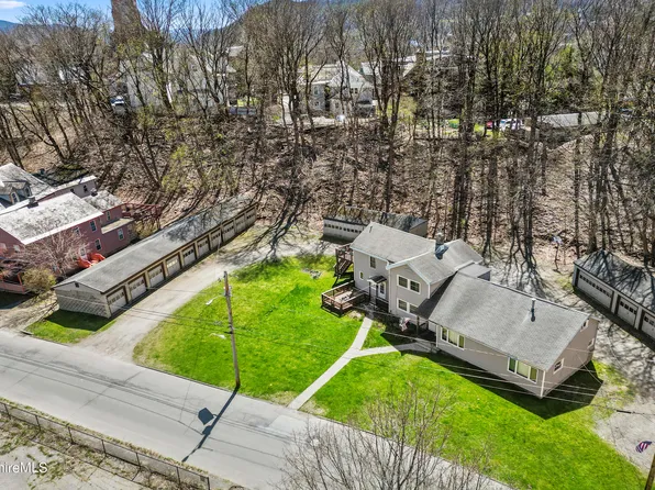 35 Willow Dell St, North Adams, MA 01247