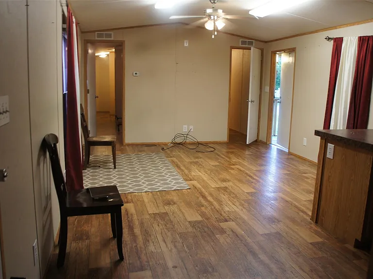 601 Clear Lake Rd #A — Photo 9