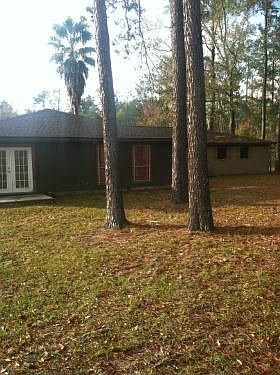 2nd image of 111 Marilyn St