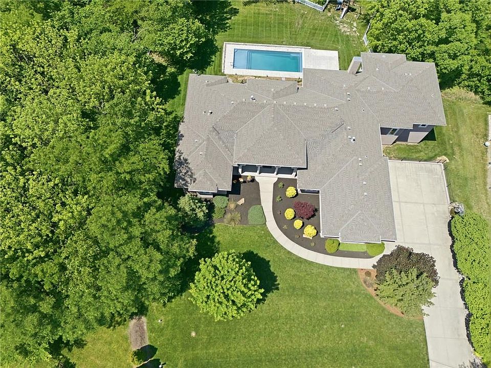 1st image of 6930 White Pine Cir