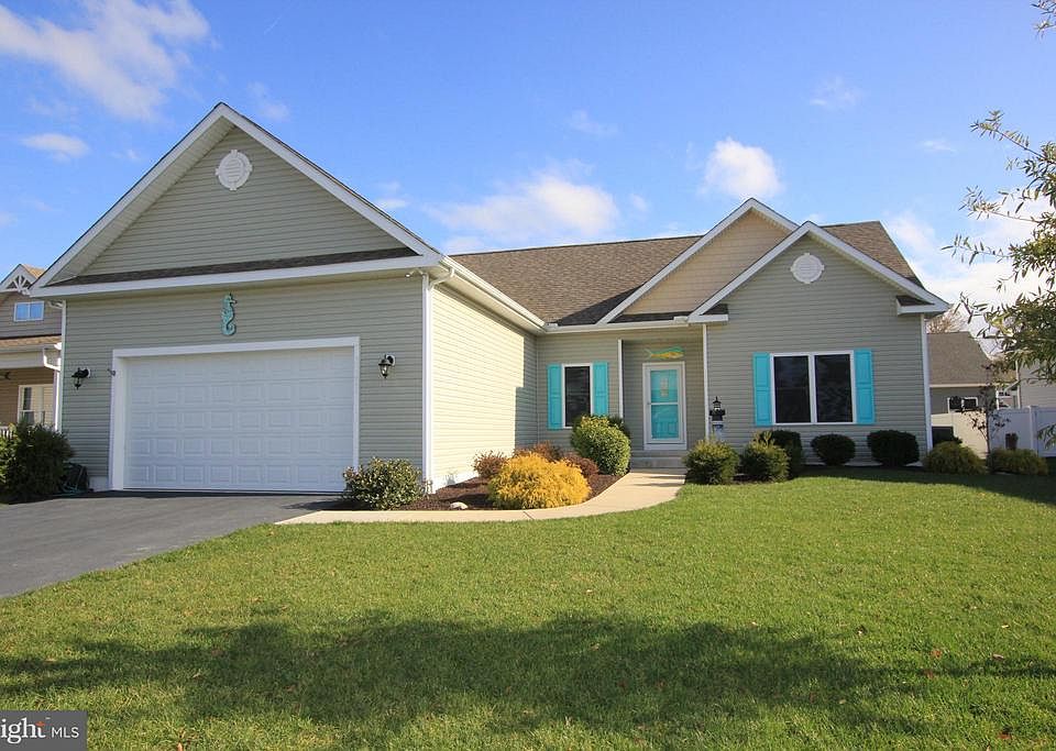 1st image of 33281 Bayberry Ct