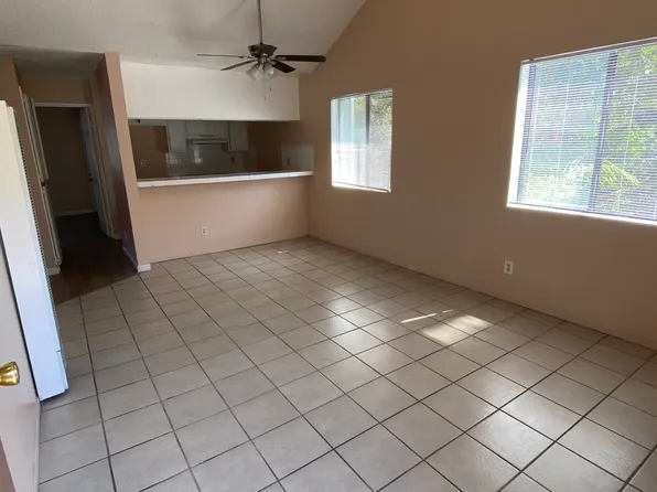 2475 Cedar Ave APT R, Long Beach, CA 90806