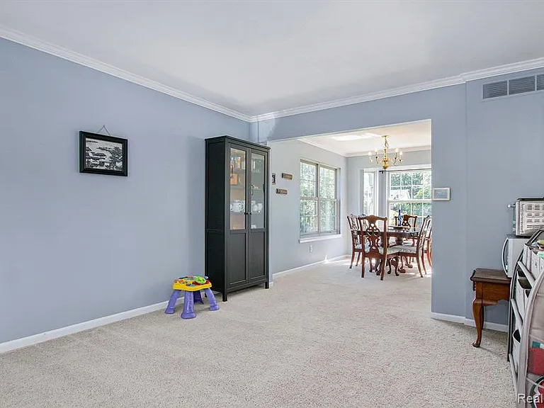 972 S Parkwood Dr — Photo 5
