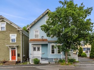 22 Lemon St, Salem, MA 01970