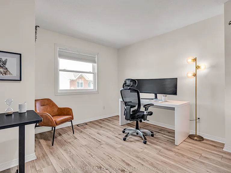 10 Hintonburg Pl #11 — Photo 27