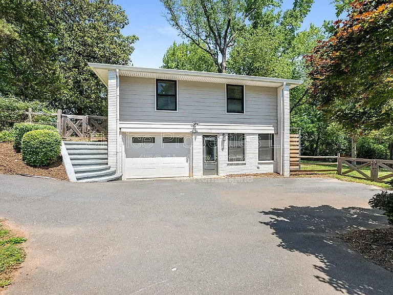 611 Poindexter Dr — Photo 33